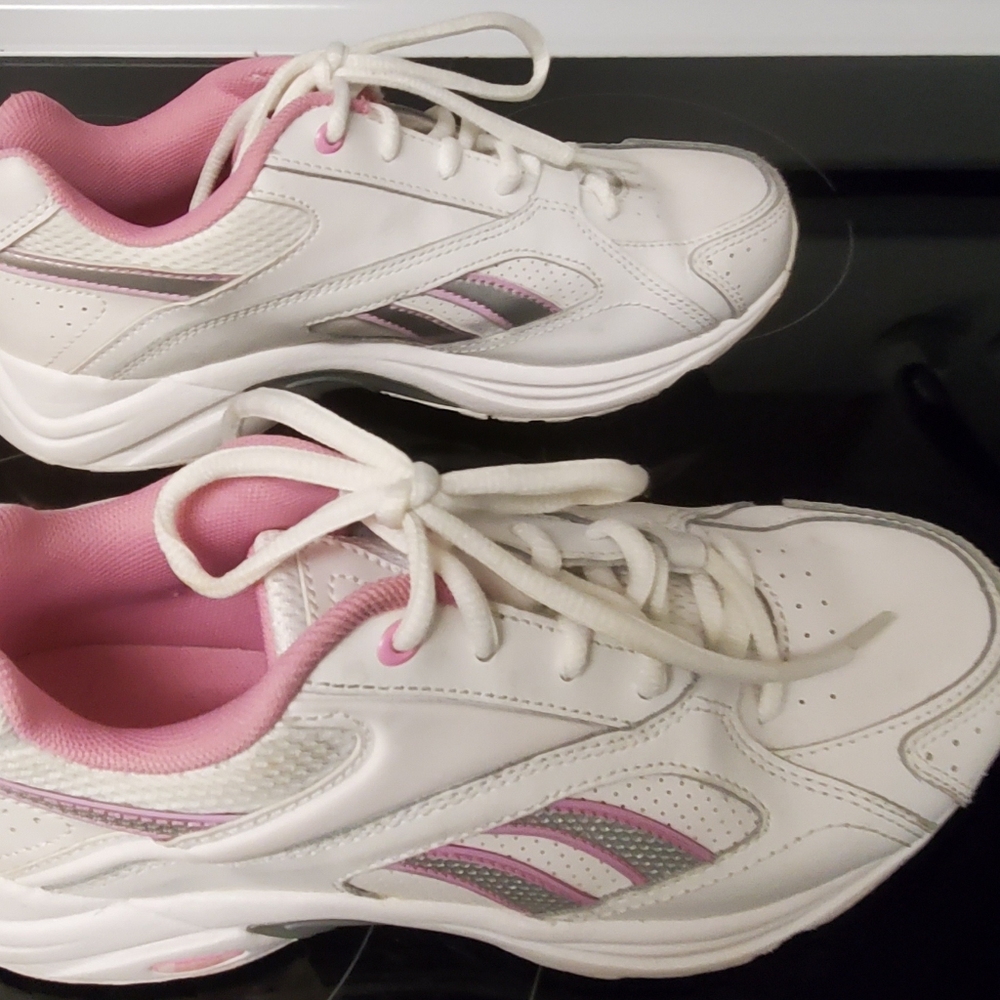 Reebok tennis shoes